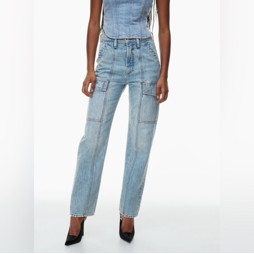 Aritzia Denim Forum the 90’s low rise cargo slim jeans
